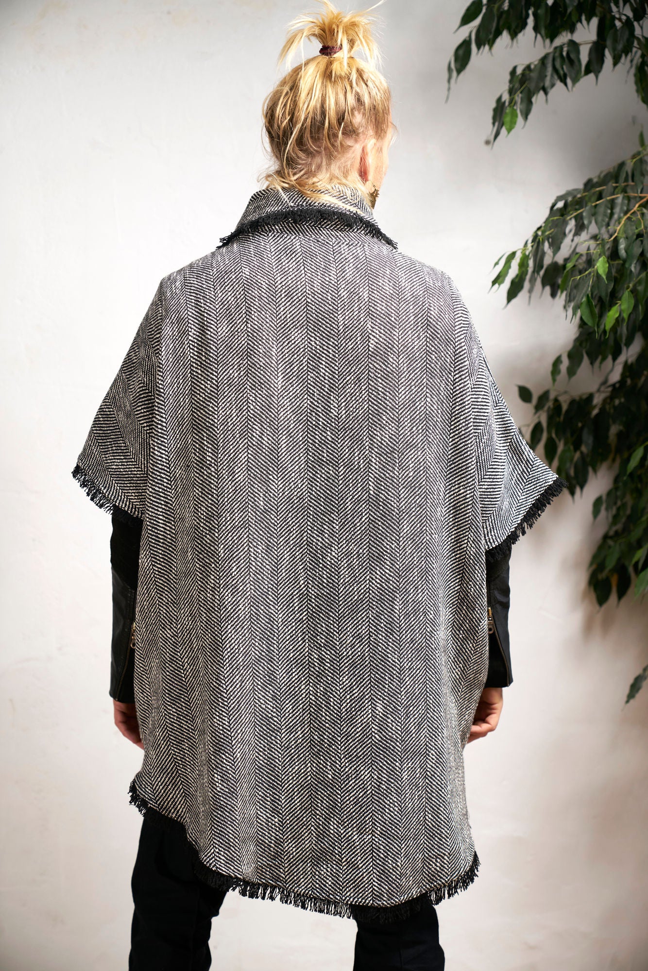 Coat Cape II - NAYWAJ Ibiza Outerwear