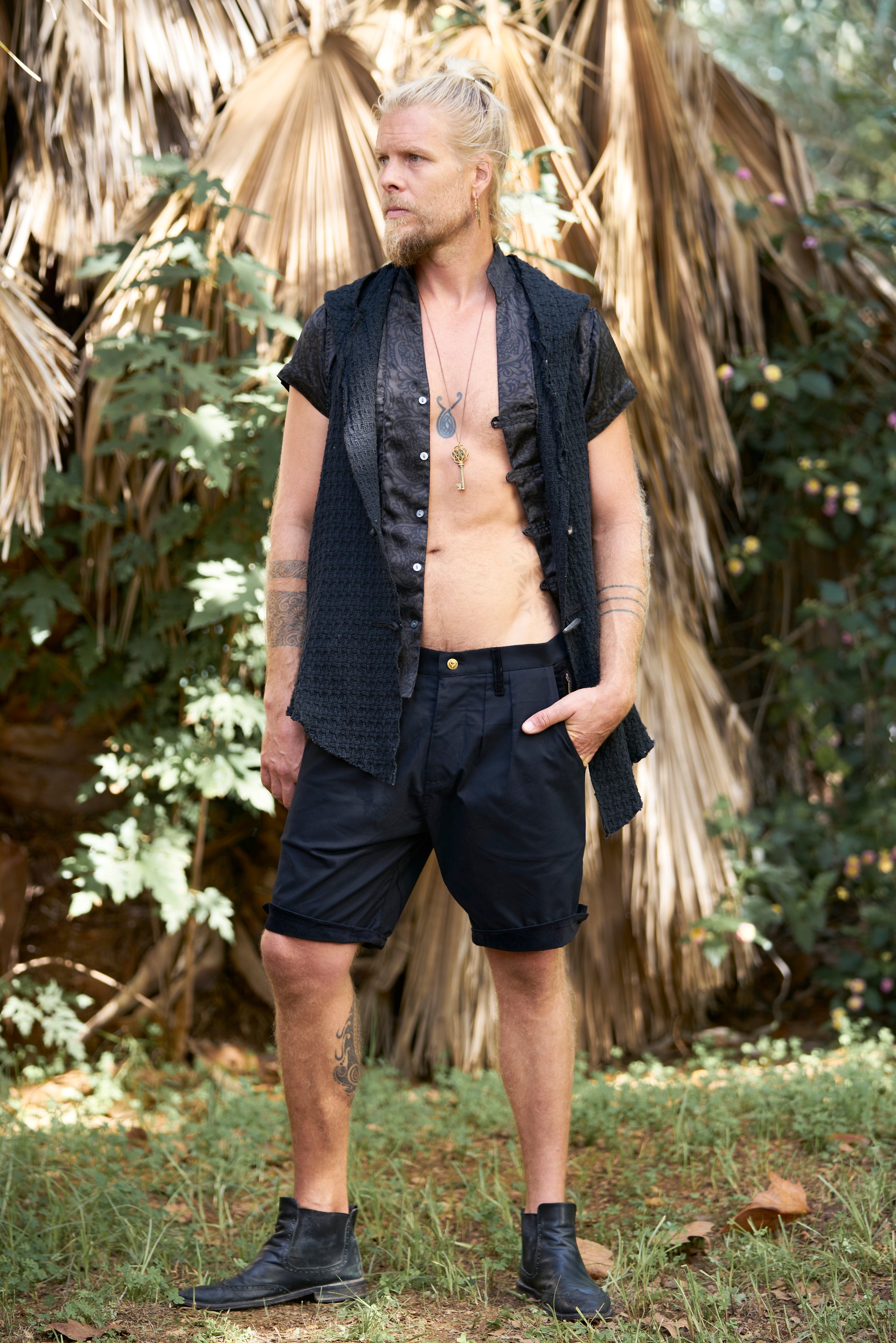 Black Chino Shorts - image 9