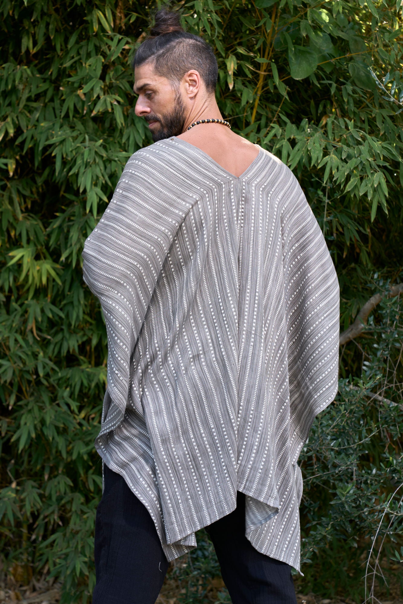 Lines Nara Poncho - NAYWAJ Ibiza Outerwear