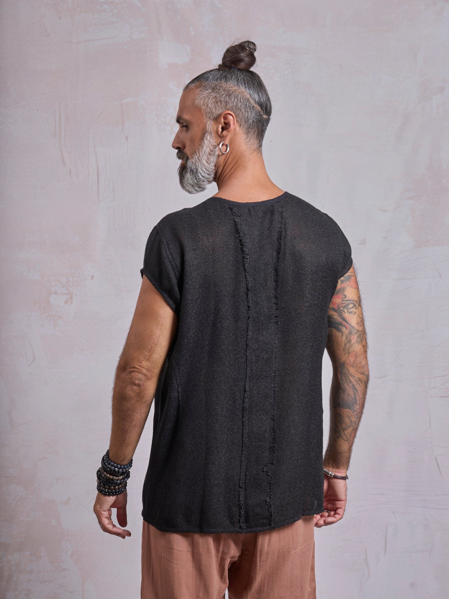 Black Lion Top - image 7